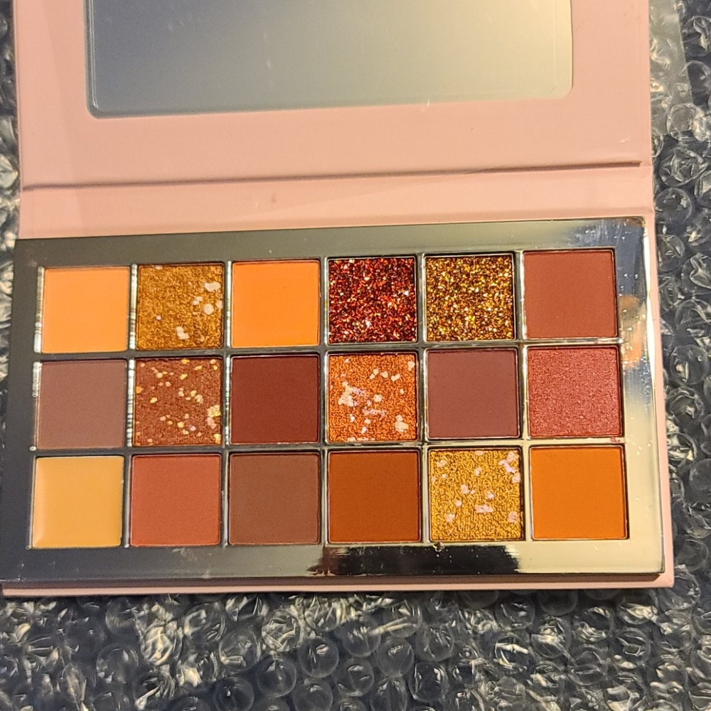 Fany Garay eyeshadow palette